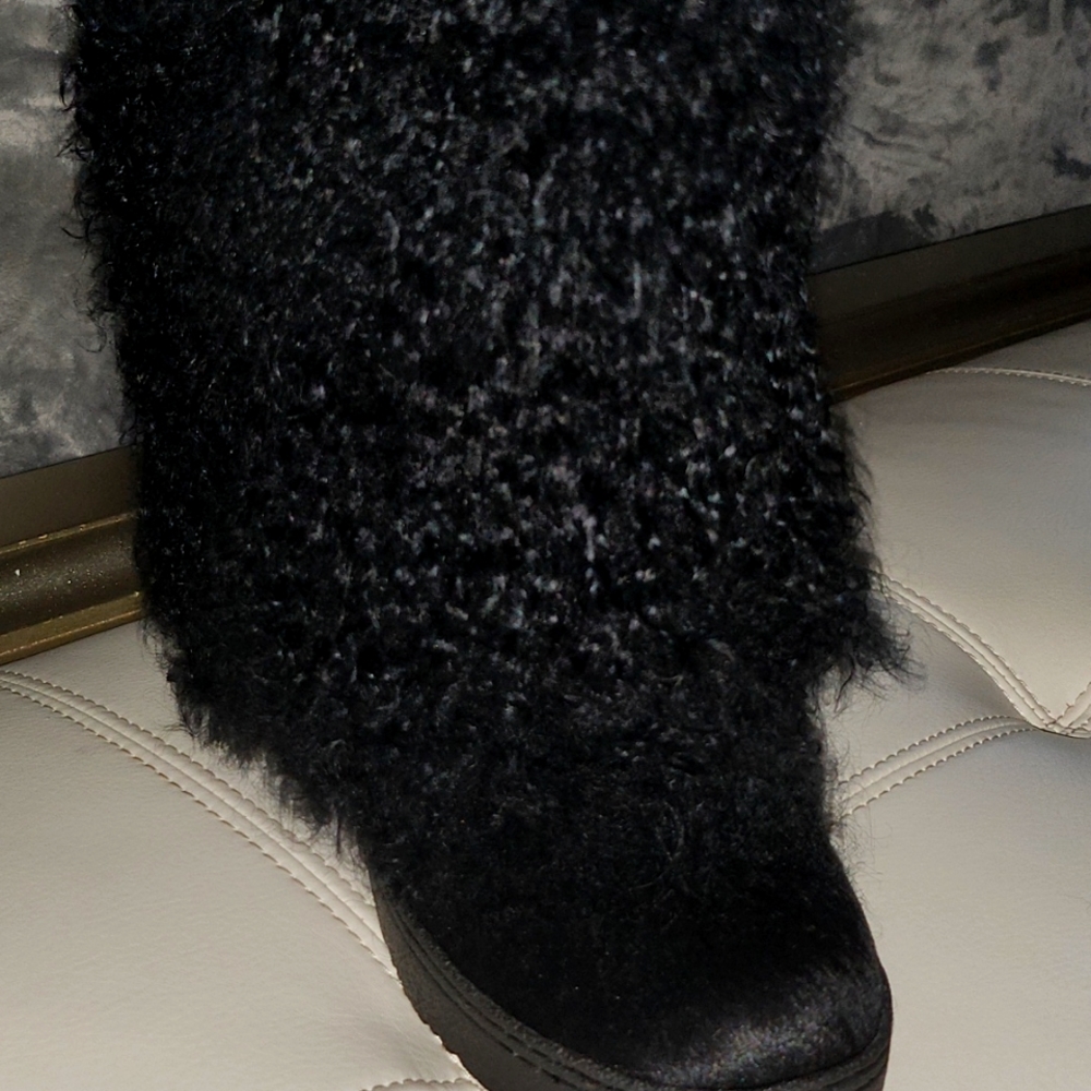 Bearpaw boots